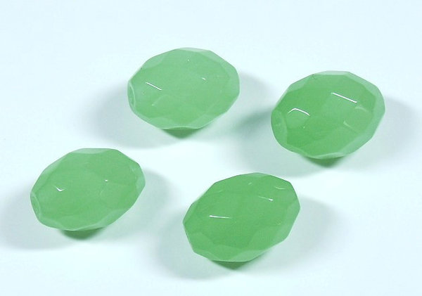 1 Stk. Kristall Glasschliffperlen * Oval * Grün milky * 16x12mm