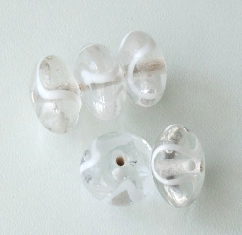1 Stk. Lampwork Glasperle * Rondelle * Crystal / Weiß * 15-15,5x9mm