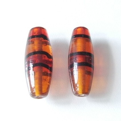 1 Stk. Lampwork Glasperle * Oval * Orange-Rot * 31-33x11-12mm