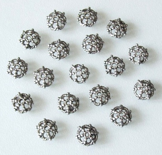 10 St. Metall Perlenkappen * Silberfarbe * 7mm