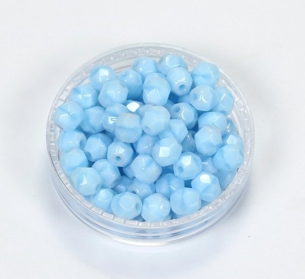 50 Böhmische Glasschliffperlen feuerpolierte Glasperlen 4mm Koral-Babyblau