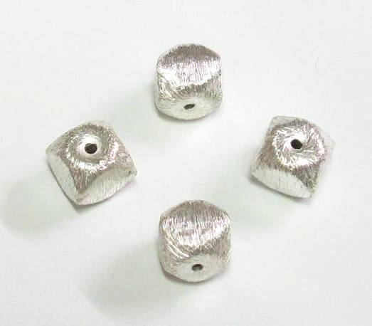 5 Stk. Kupferperlen Viereck Kissen gebürstet versilbert 8x7mm