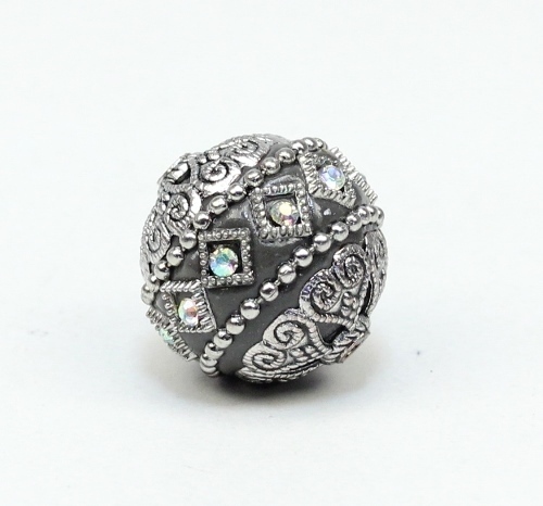 1 Stk. Indonesische Perle Kashmiri Perle Grau m. Strass & Metallkappen verziert Rund 19-19,5mm