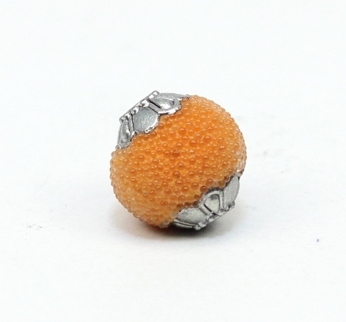 1 Stk. Indonesische Perle Kashmiri Perle Orange mit Metallkappen Rund 13-14x14-15mm